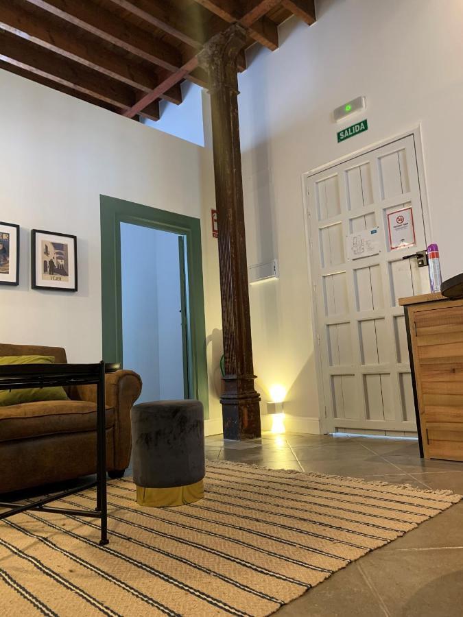Aparthotel Hospederia Santa Clara à Utrera Extérieur photo