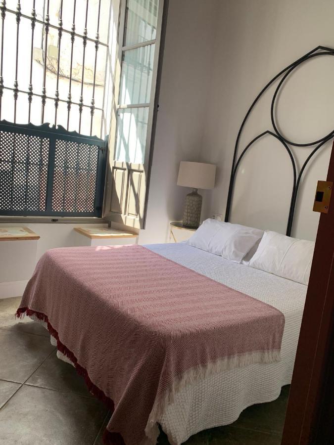 Aparthotel Hospederia Santa Clara à Utrera Extérieur photo